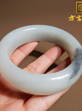 重量级方言和田玉精品佩戴级新疆青花籽料内径58mm正装女士手镯A5