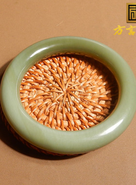 新疆产沙枣青籽料豆沙色57mm手镯