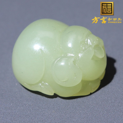 和田玉若羌黄口小猪挂件