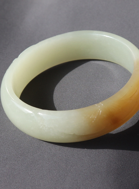 和田玉一口糖白52.8mm莲花玉镯