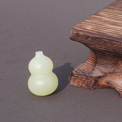 方言和田玉高脂糯鸡油黄口料吊坠