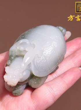 俄罗斯料翠青白玉双色龙龟手把件