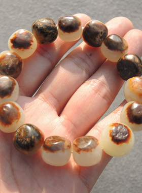 惊呆了方言和田玉臻品老熟细腻颗颗枣红皮白玉籽料16mm手串手链S