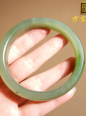 青海料湖水绿带翠色58mm女士手镯