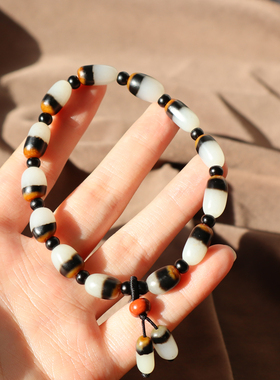 俄罗斯黄沁皮俄籽料8mm米珠手串