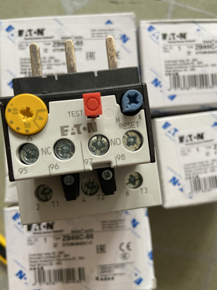 全新正品 伊顿金钟穆勒开关继电器 EATON ZB65C-65 实物拍摄