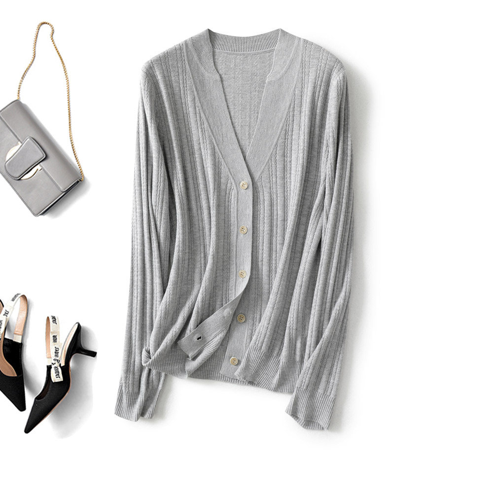 2025春季新款V领桑蚕丝针织开衫女薄款外搭小外套长袖外披上衣