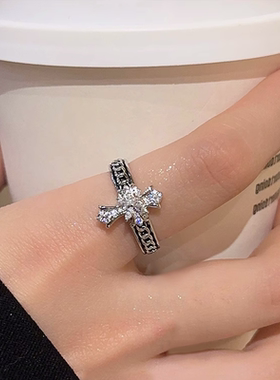 暗黑潮酷十字架锆石开口戒指女ins小众设计高级感冷淡风新款指环