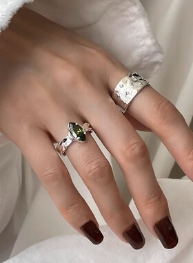 橄榄绿锆石开口戒指女简约气质甜美几何混搭叠戴帅气百搭指环ins