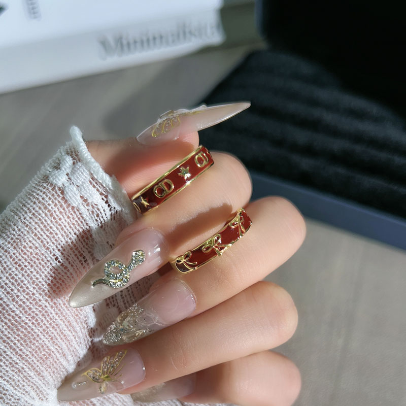 新款酒红色滴釉蝴蝶结字母细圈简约戒指女冷淡风时尚叠戴轻奢指环