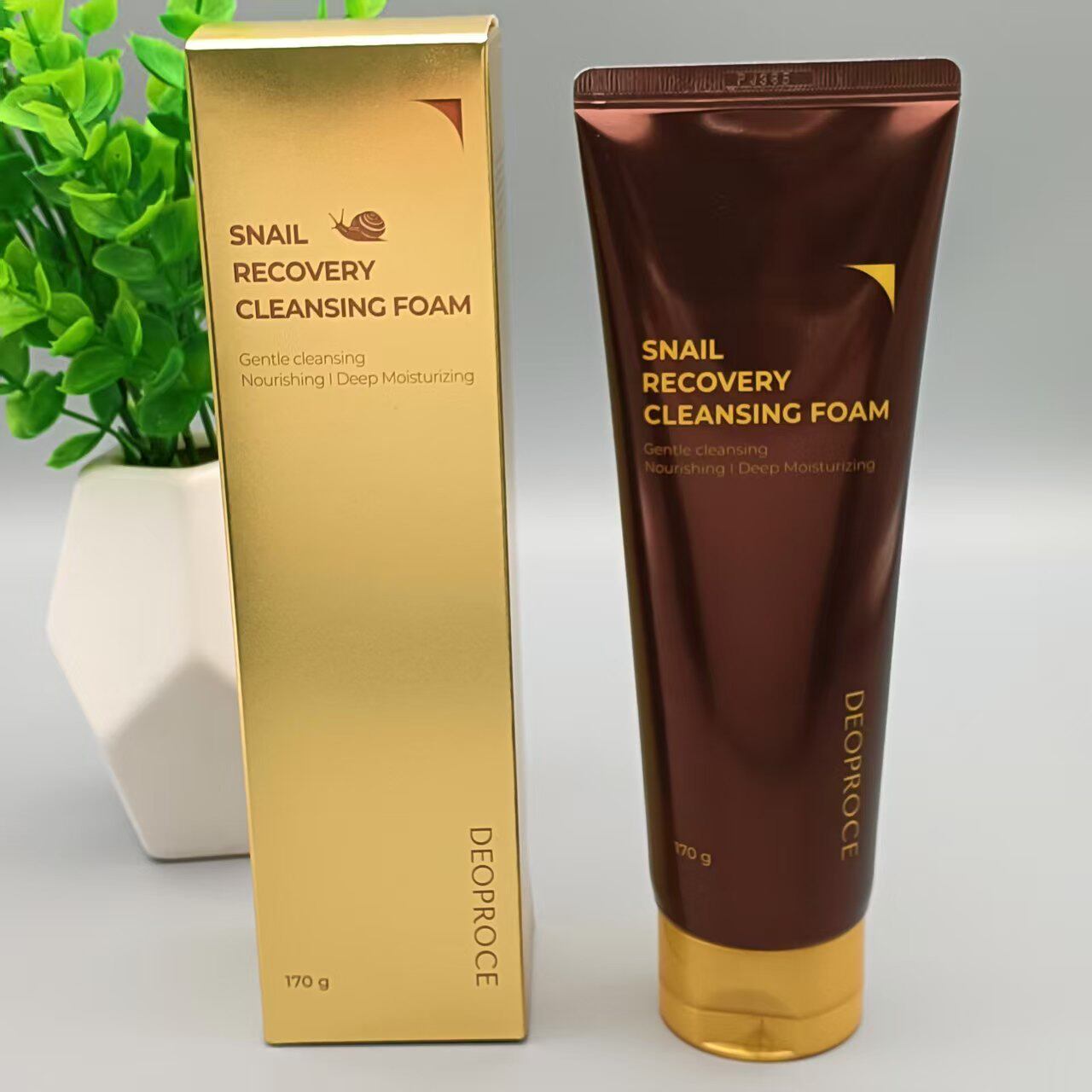 韩国原装DEOPROCE蜗牛修复再生洗面奶提亮保湿滋润深层清洁170g