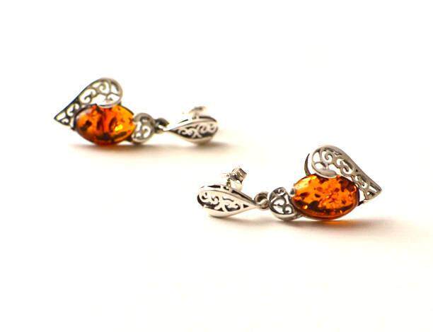 波兰代购Earring㊣ 手作简约精致艺术纯银心形天然琥珀耳钉耳环