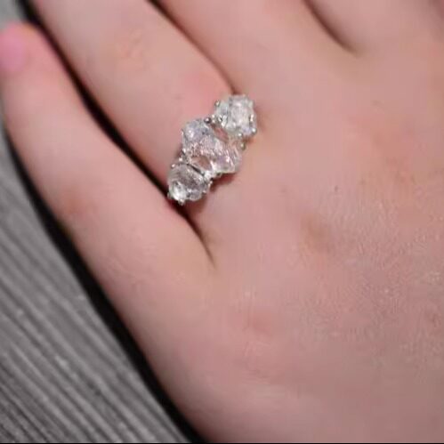 美国代购Unique㊣ 手作优雅华丽天然钻石镶嵌纯银女士订婚戒指