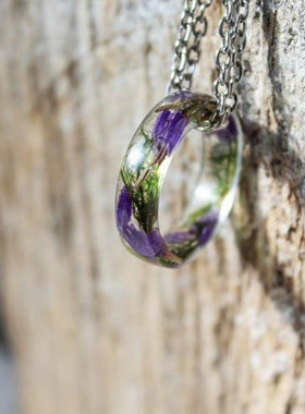 女士树脂紫色花朵绿色苔藓戒指