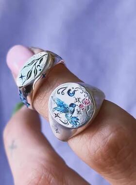 纯银手绘雕刻夜莺玫瑰插图戒指