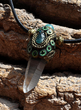 荷兰代购Crystal㊣ 手作石英天然蓝色磷灰石抛光玛瑙麂皮绳项链