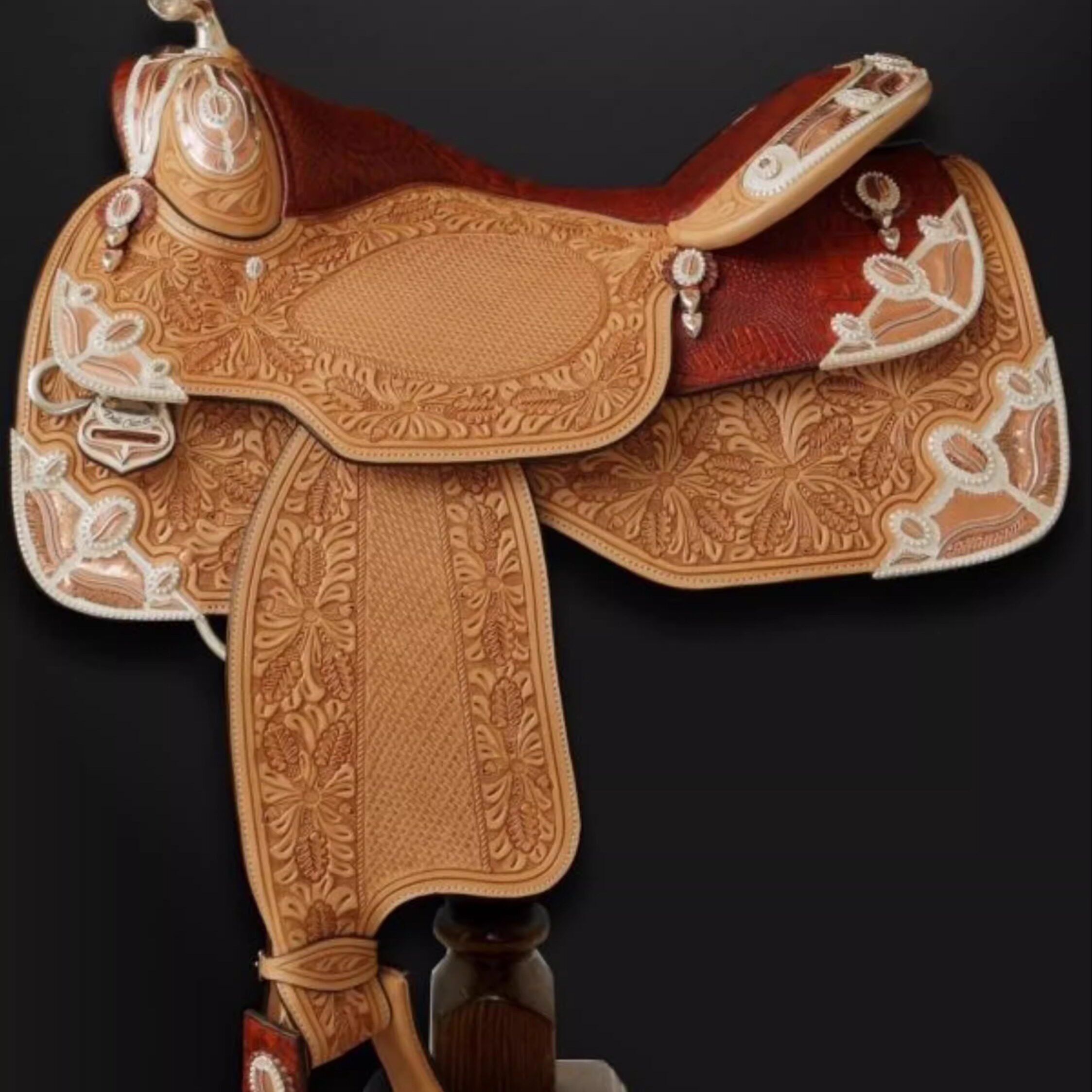 海外代购Saddle◎手作定制全雕花真皮带马笼头胸带西部表演马鞍