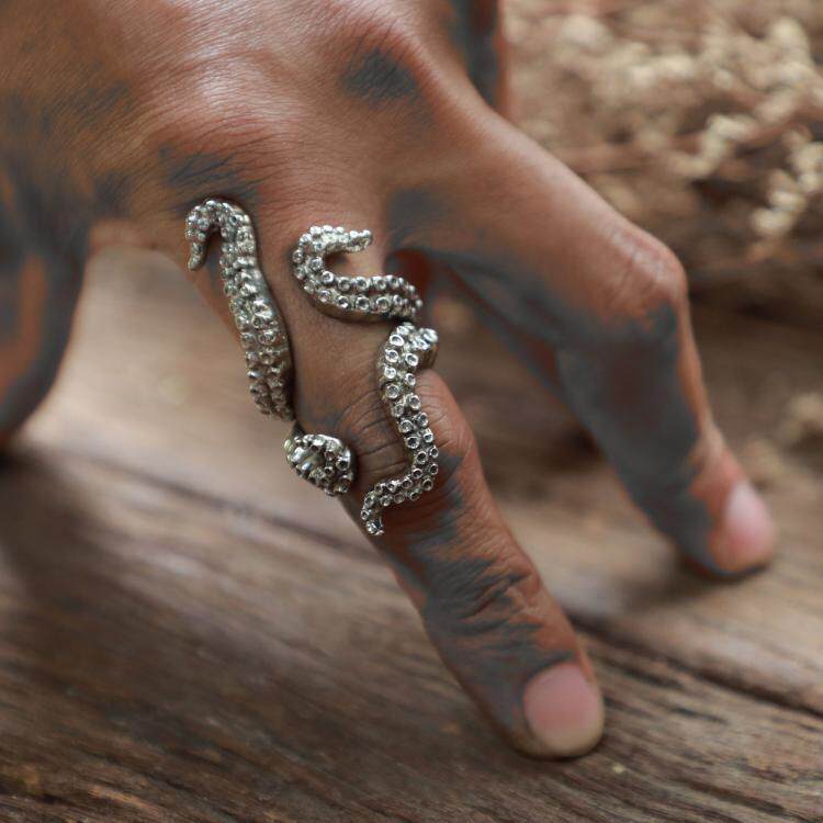 泰国代购Jewelry▼手作做旧机车航海个性制别致精致触手章鱼戒指