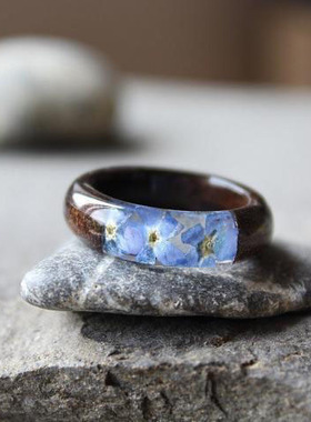 海外代购Flowers◇手作复古蓝色清新勿忘我花朵树脂实木木制戒指