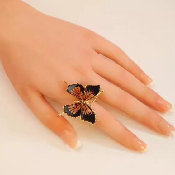 美国代购Butterfly㊣ 手作天然波罗海琥珀镶嵌蝴蝶镀金可调节戒指