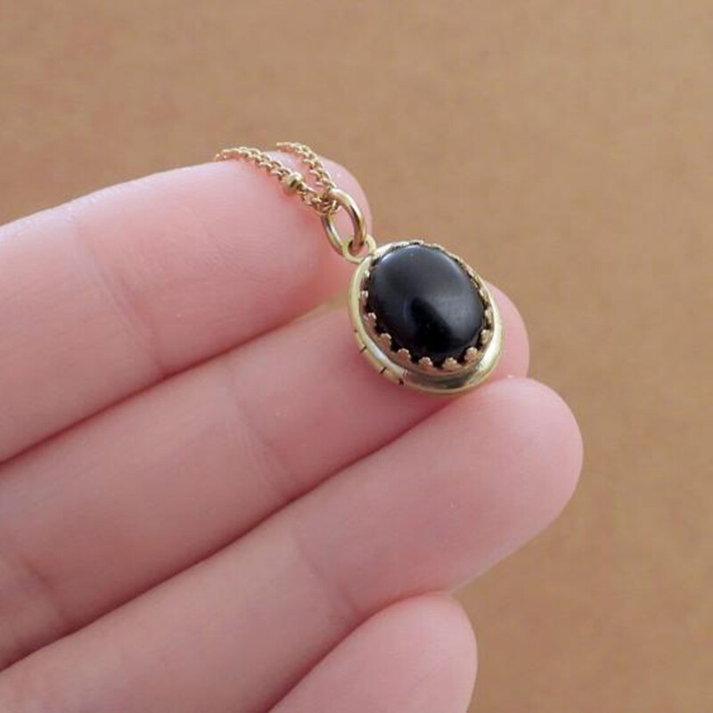 美国代购Locket◇手作复古椭圆黑玛瑙皇冠小巧照片盒子黄铜项链