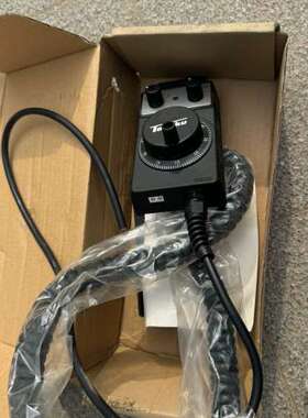 议价编码器手持盒东侧电子手轮，HC11D，全新，，需