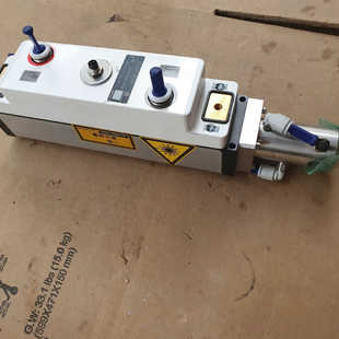 拿 需要 议价通快DISK激光器pump模块配件 成色如图