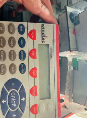 议价ABB操作面板 CP502-Windtec 成色如图。