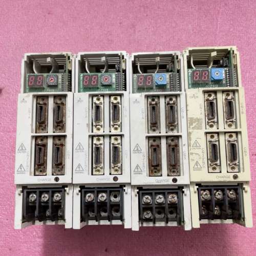 议价MITSUBISHI 三菱伺服驱动器 MR-J2S-10B