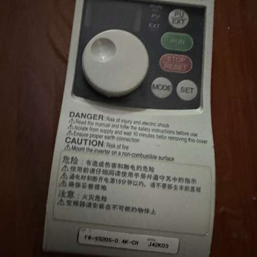 议价9新三菱变频器FR-S520SE-0.4K-CH 原装拆机