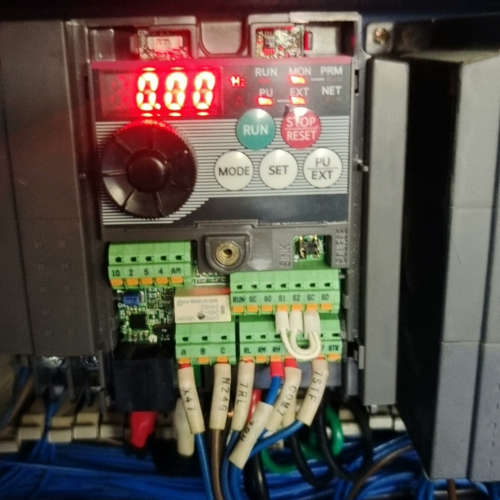 议价三菱D700变频器FR-D740-0.75K-CHT