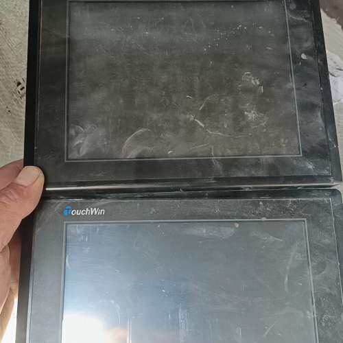 议价信捷触摸屏TH865-MT现货2台卡扣边破了点！功能