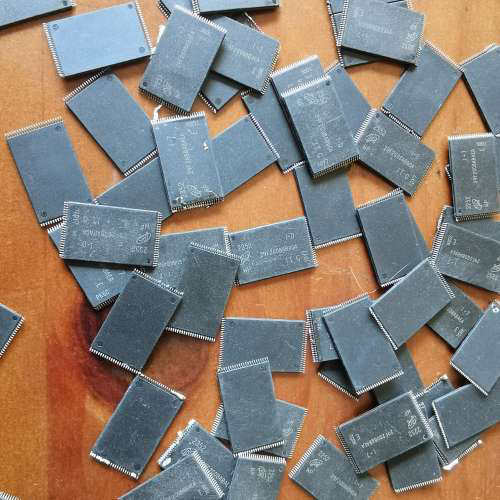 议价MT29F2G08ABAEA,有新有拆机，实物实图，117个