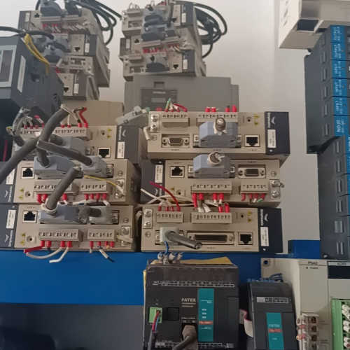 议价拆机多台四方伺服驱动器750瓦型号CA100-T3ROAP具