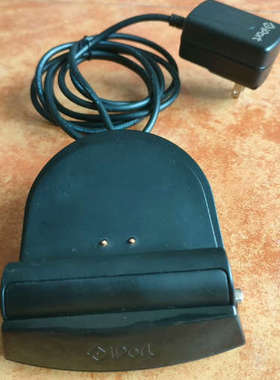 议价iport充电器，桌面充电器带底座，我也不太懂，成色看图，有