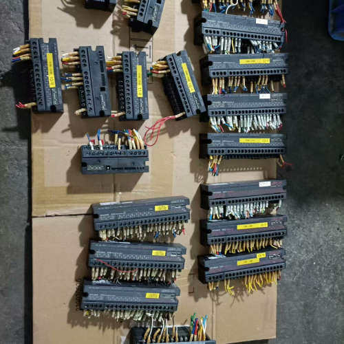 议价三菱远程模块17个  成色漂亮