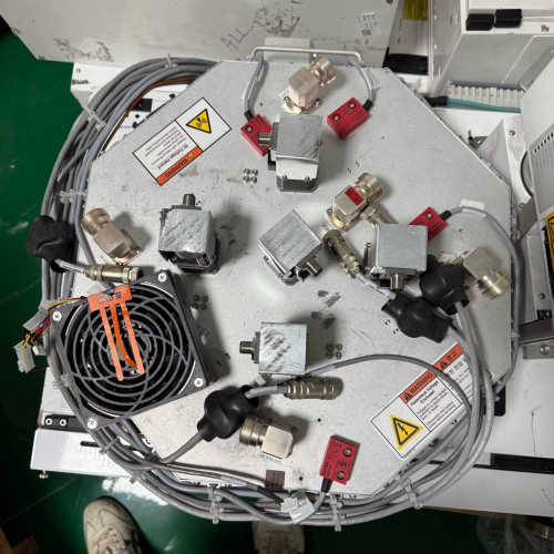 议价Lam控制系统组件，型号714-309618-167 REV