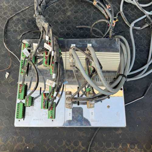 议价德堡数控系统DB-S4G、原装拆机、图片就是实物成色如图、功