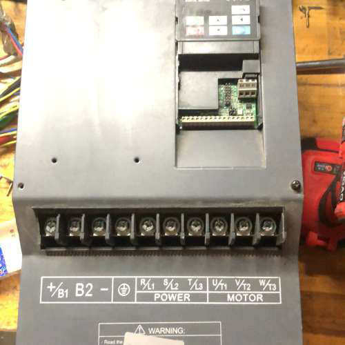 议价拆机众辰Z8200系列37KW变频器Z8200A37KN4-