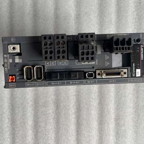 议价三菱J4驱功器，MR-J4W2-44B-MA011，成色一般