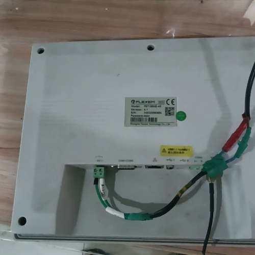 议价繁易触摸屏 FE7100WE-4G 拆机一件 成色如图所示