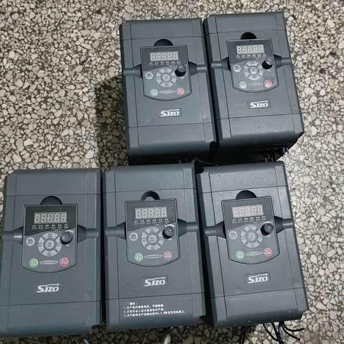 议价中驱变频器ZQ512M-004G3B-B  4kw  380