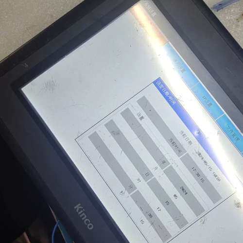 议价步科触摸屏MT4532TE通电如图，需要的老板联系我，，