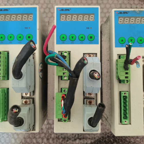 议价驱动器  ASKM-10B  1.0KW 拆机六台 通电正常