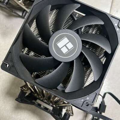 议价利民双塔6热管散热 原装拆机 之前压9900K 只有图片上的