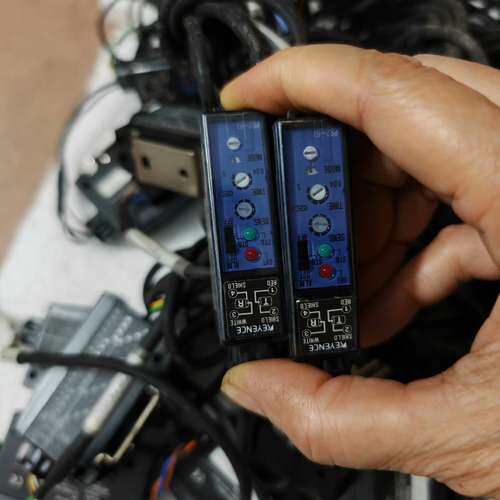 议价基恩士 PS2-61 二手原装，功能好。