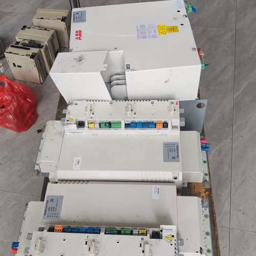 议价ABB变频器出售，型号ACSM1-04AM-090A-4，功