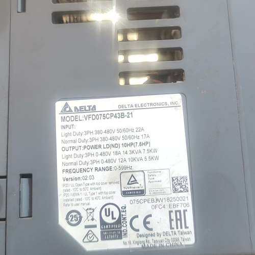 议价台达CP2000VFD075CP43B-21拆机变频器550