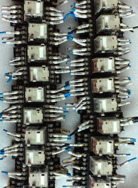 议价继电器MY4N24VDC成色很新，这个是5A250VA