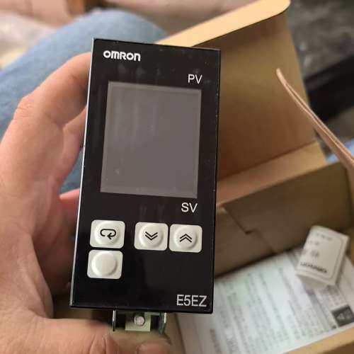 议价温控器 E5EZ-Q3MT